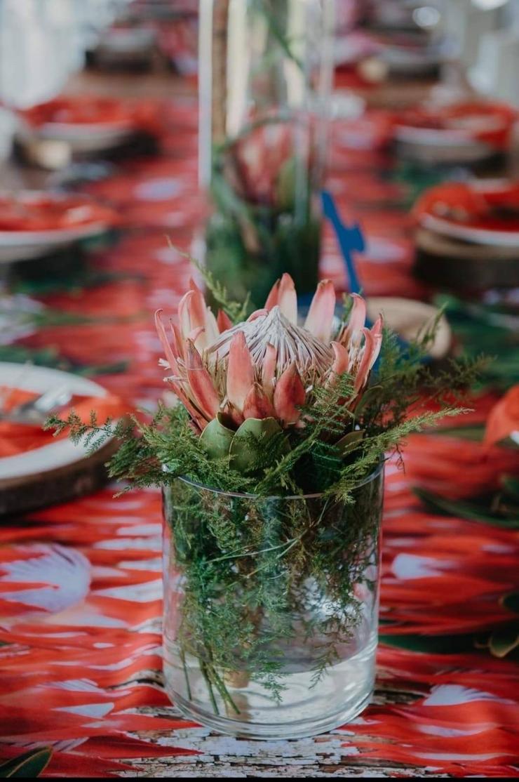 Printed table cloth and wedding decorations